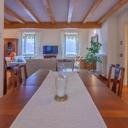 شقة Aglaia Luxury Lake View By Wonderful Italy اباديا لاريانا المظهر الخارجي الصورة